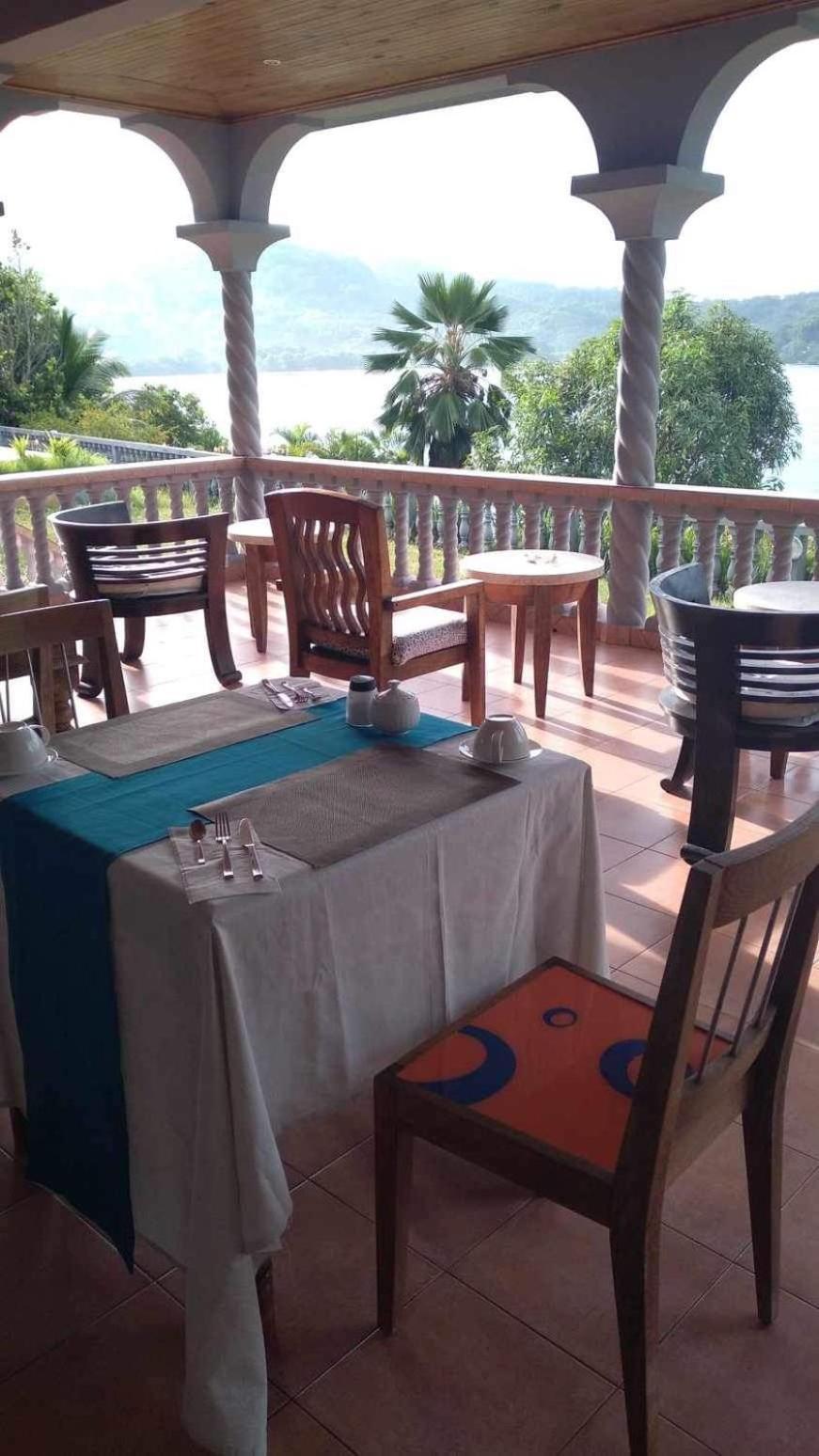 Bayview Villa -Sea Side Villa Anse Boileau 외부 사진