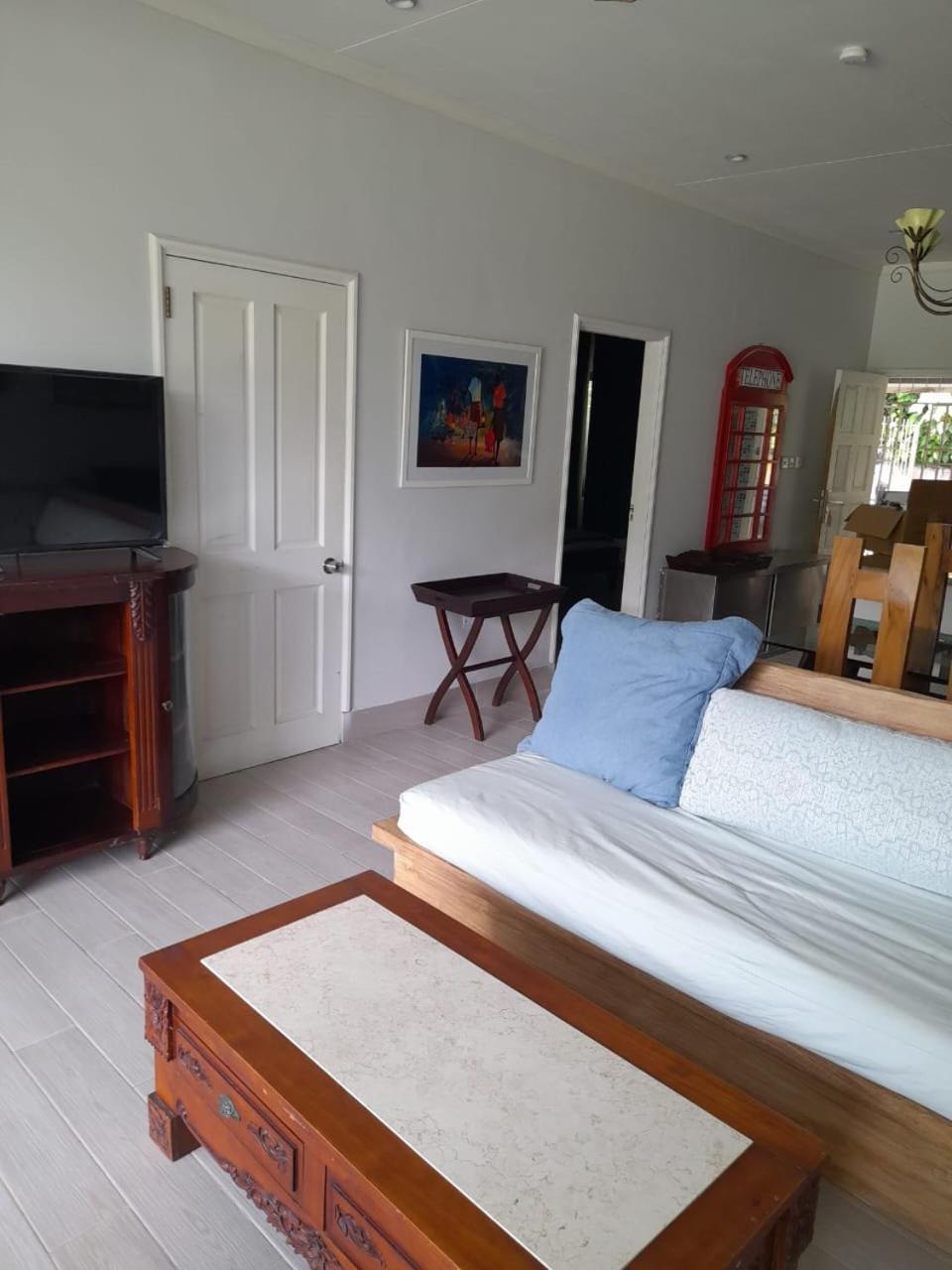 Bayview Villa -Sea Side Villa Anse Boileau 외부 사진