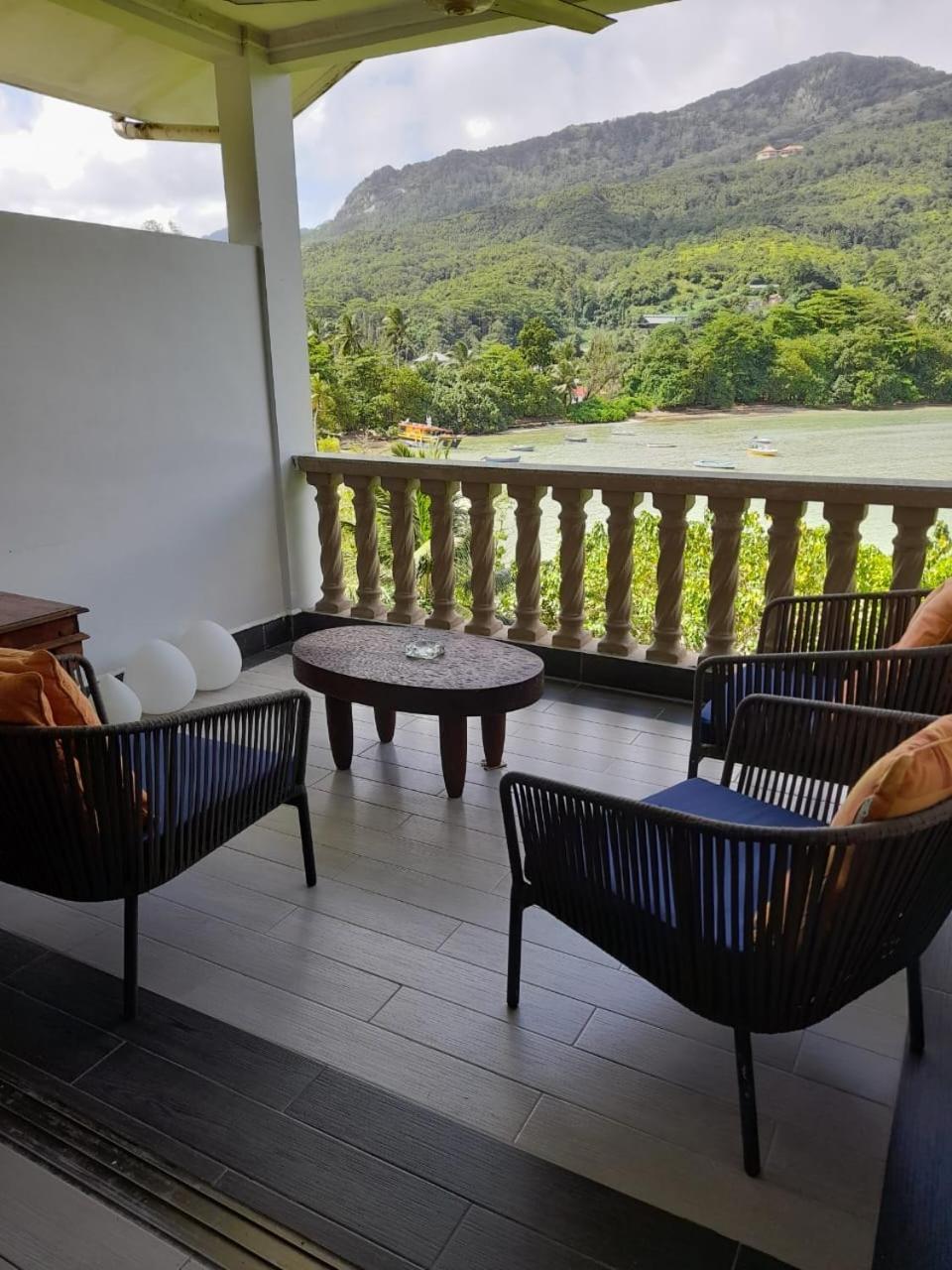 Bayview Villa -Sea Side Villa Anse Boileau 외부 사진